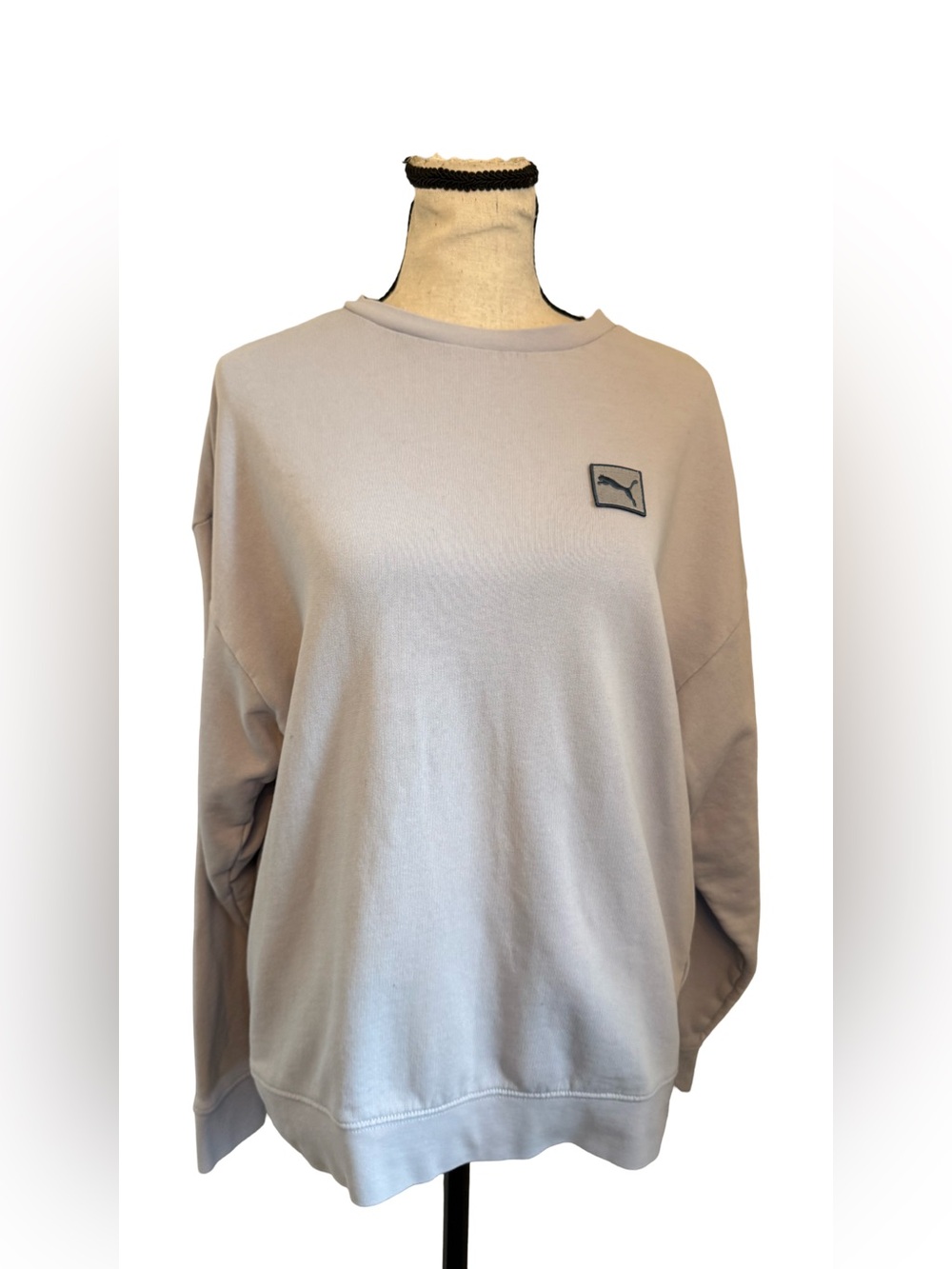 Puma Women’s Medium Oversized Lavender Crewneck Sweatshirt Logo Pullover 25x24